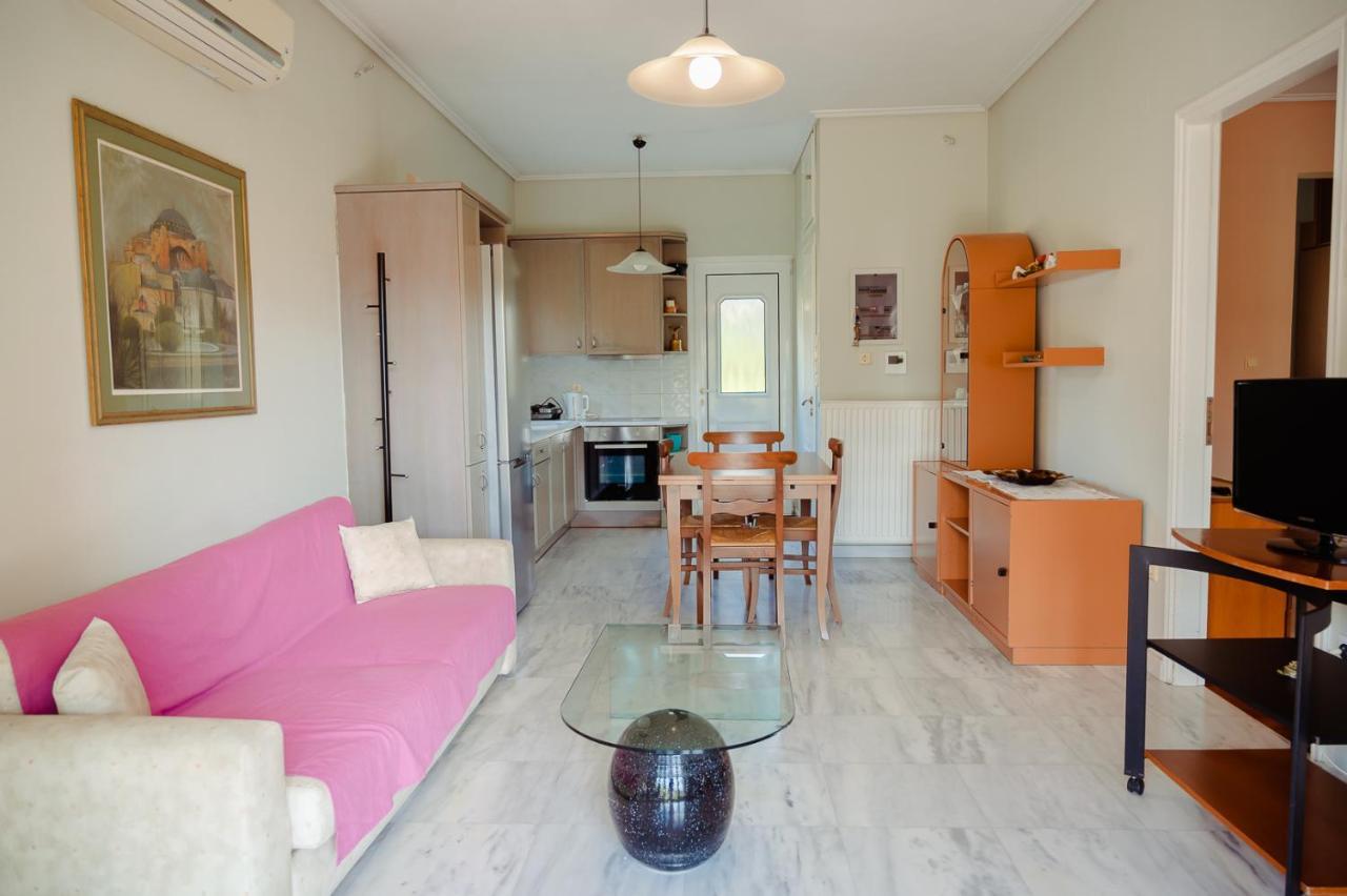 Seafront Apartment Karfas Exterior foto