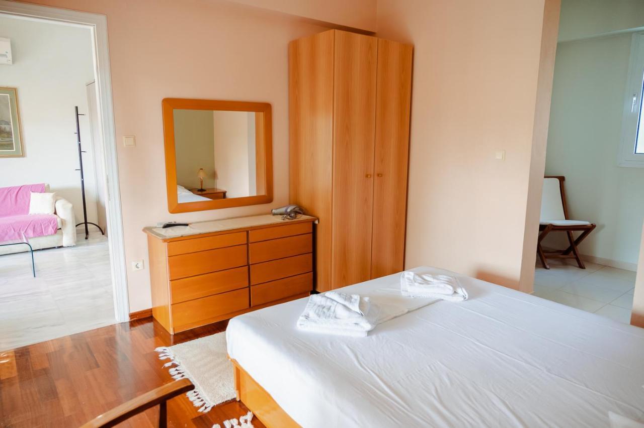 Seafront Apartment Karfas Exterior foto