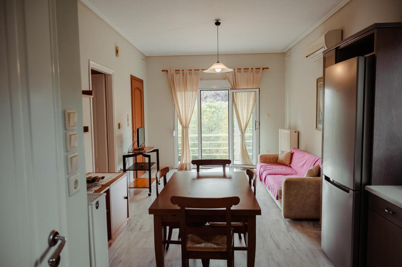 Seafront Apartment Karfas Exterior foto