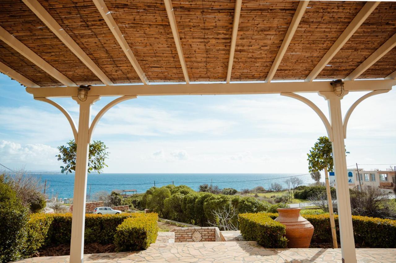 Seafront Apartment Karfas Exterior foto