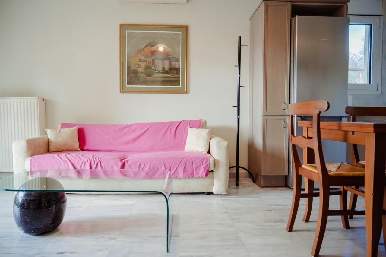 Seafront Apartment Karfas Exterior foto